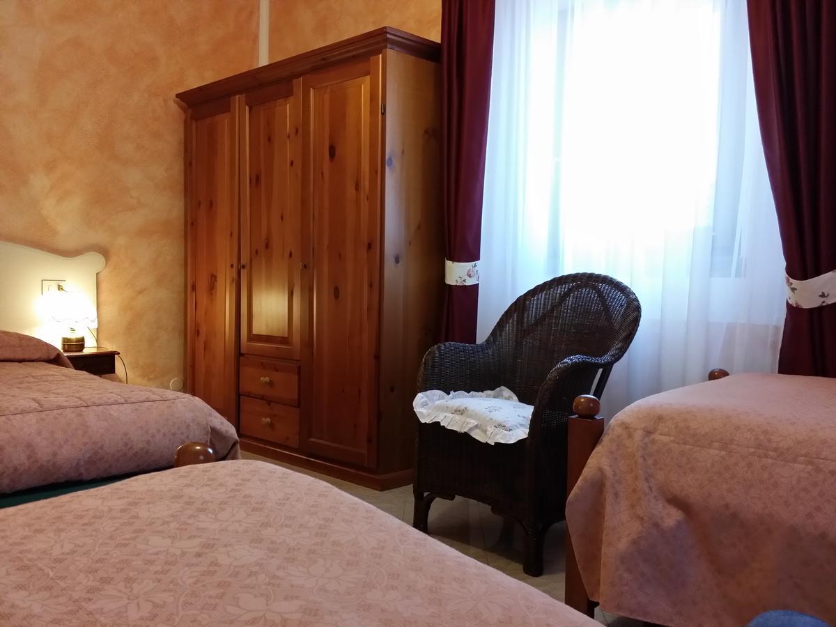 Albergo Diana Cerreto Laghi Phòng bức ảnh