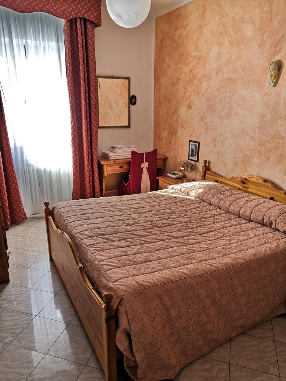 Albergo Diana Cerreto Laghi Ngoại thất bức ảnh